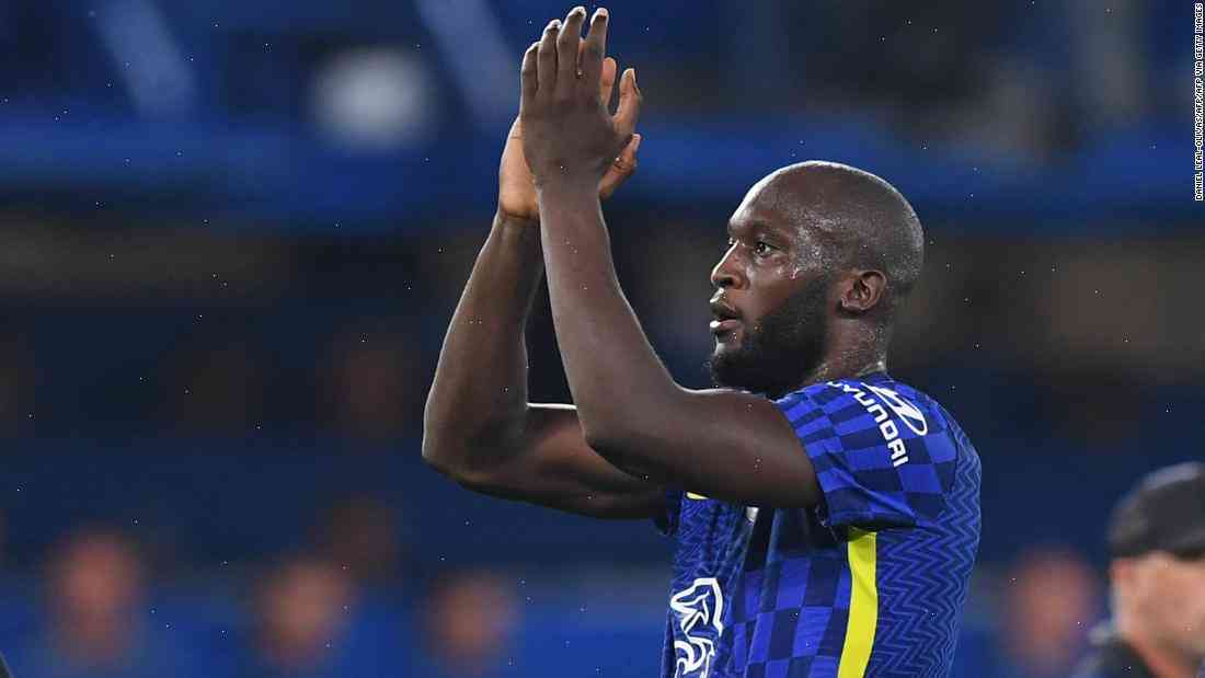Romelu Lukaku: football managers and players must talk to each other